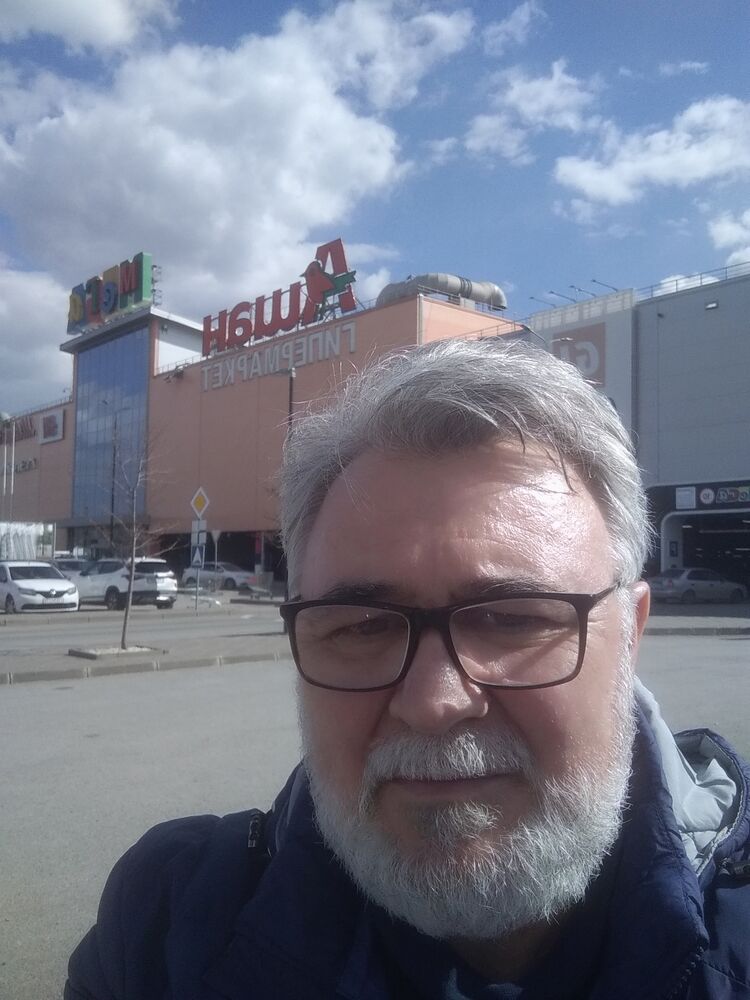  33350236  Anatoly, 65 ,    