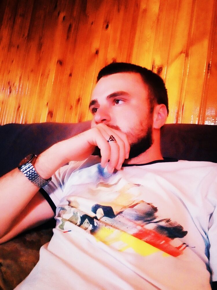  ,   Misha, 26 ,  
