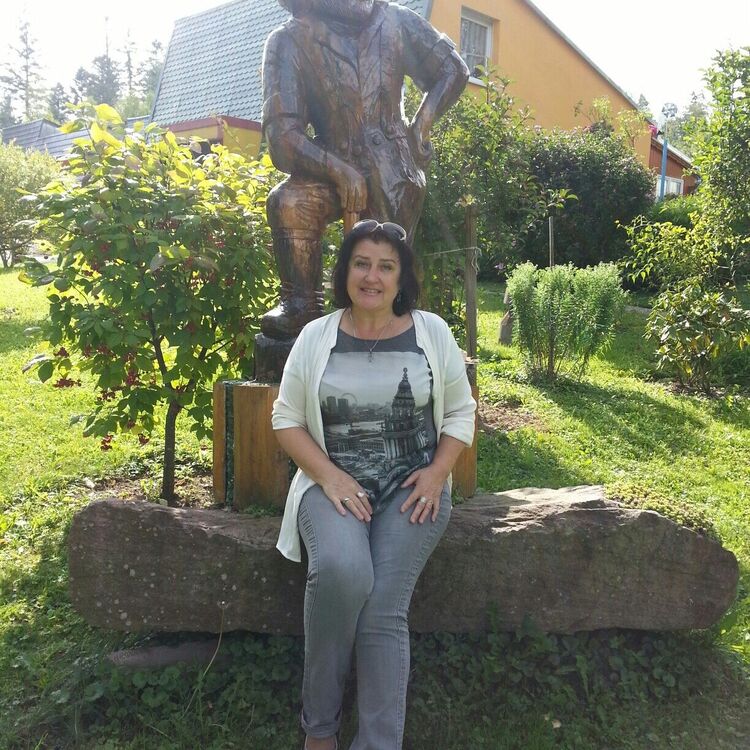  35934456  OLGA, 52 ,    