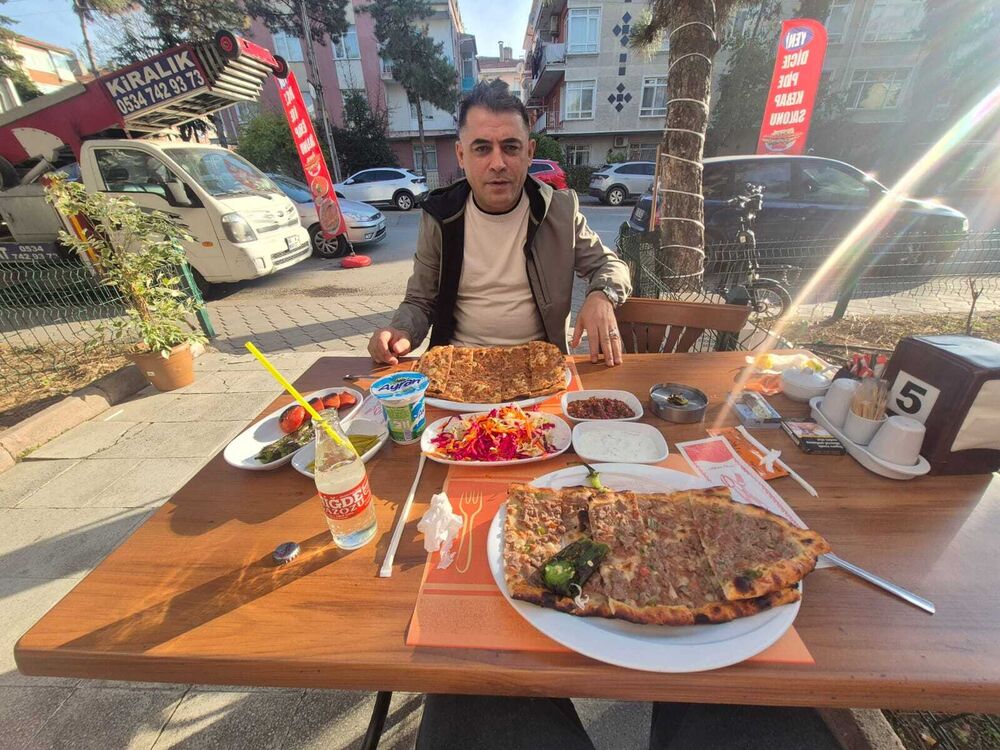  54444636  Murat, 48 ,    