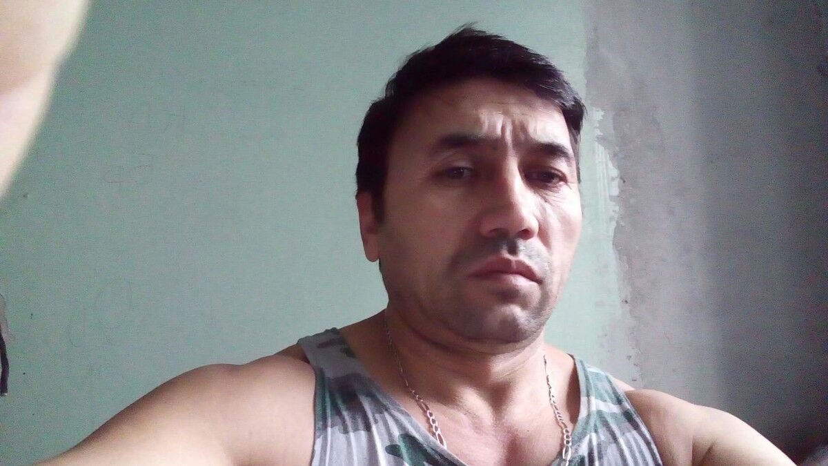  19449276  Uktam, 54 ,    