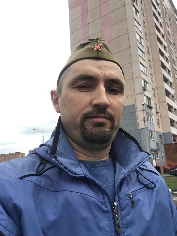  22866776  Lev, 42 ,    