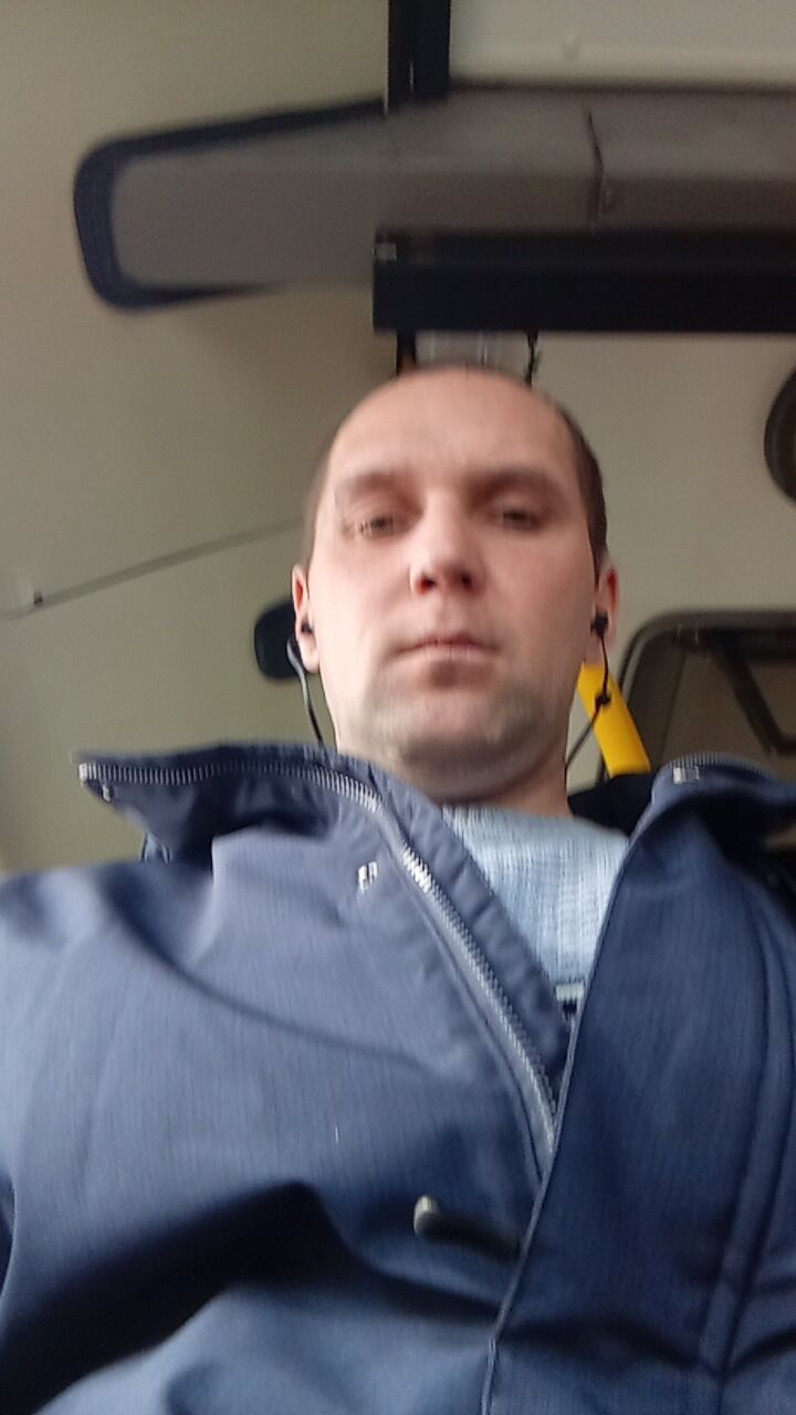  42097526  Dmitry, 38 ,    