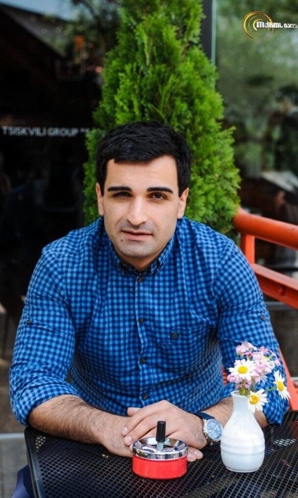  ,   Oto, 42 ,   ,   , c 
