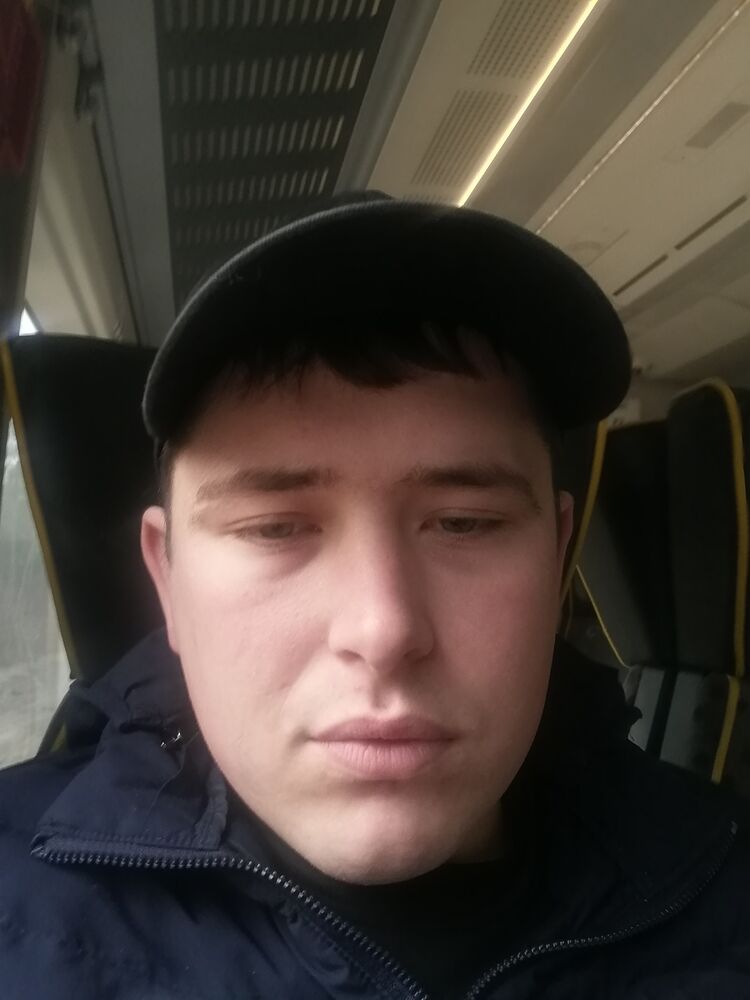  ,   Mykhailo, 27 ,   ,   , c 