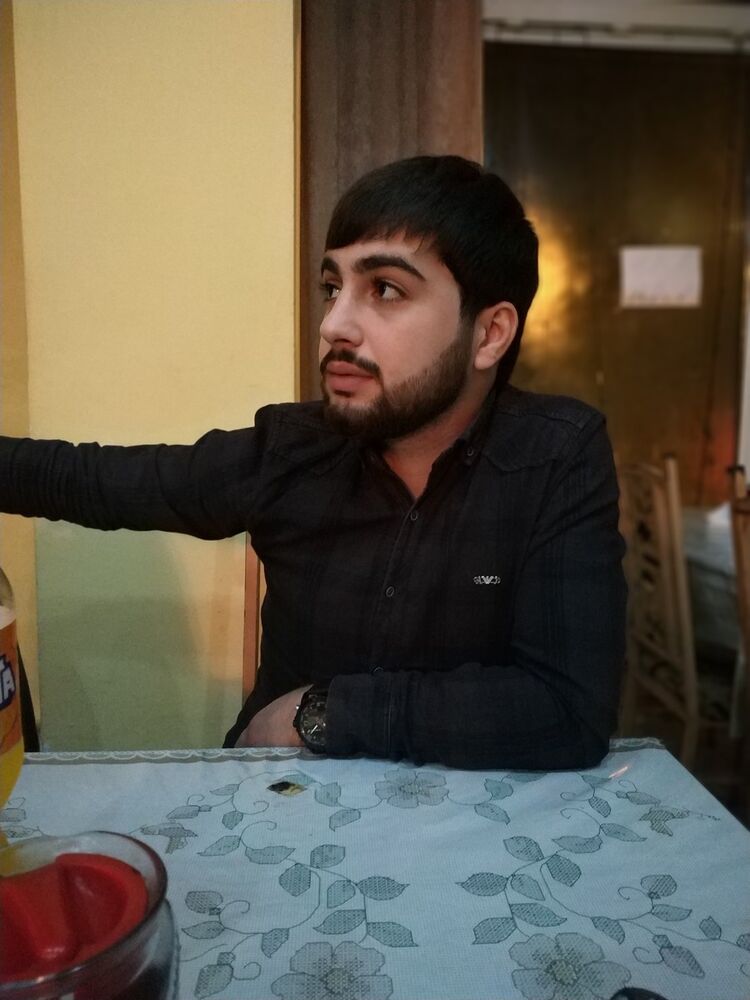  ,   Isgandar, 28 ,   ,   , c 