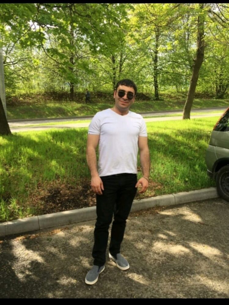  35374526  Ruslan, 40 ,    