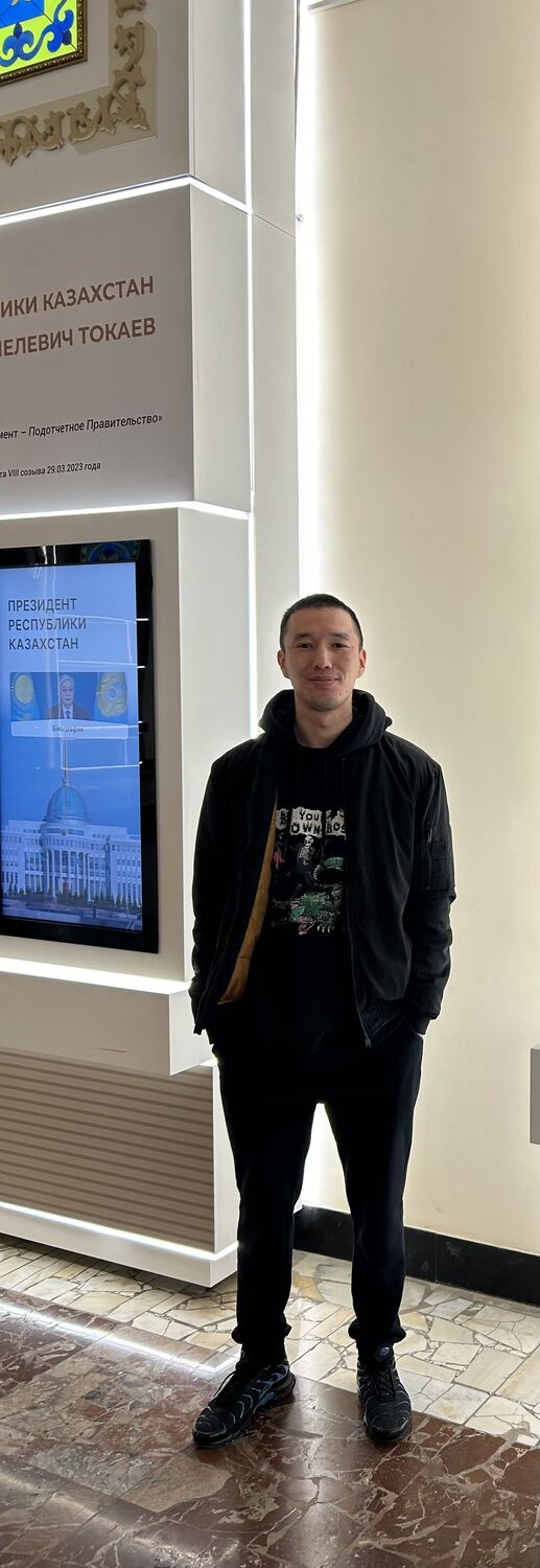  ,   Sam, 28 ,   ,   