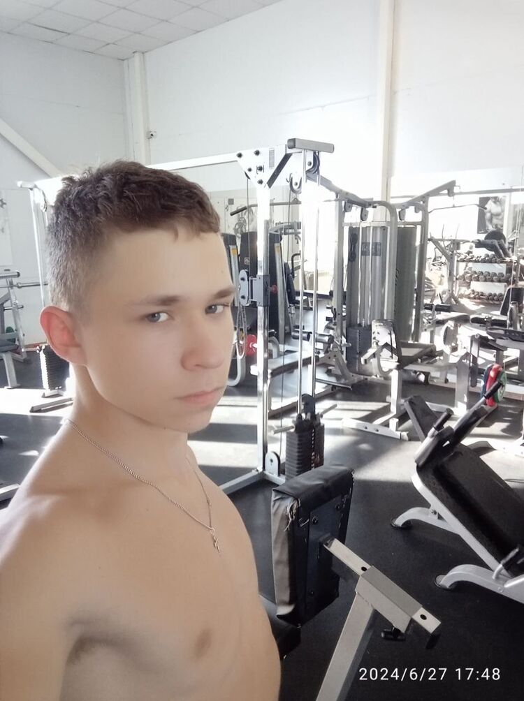  ,   Andrew, 18 ,   ,   