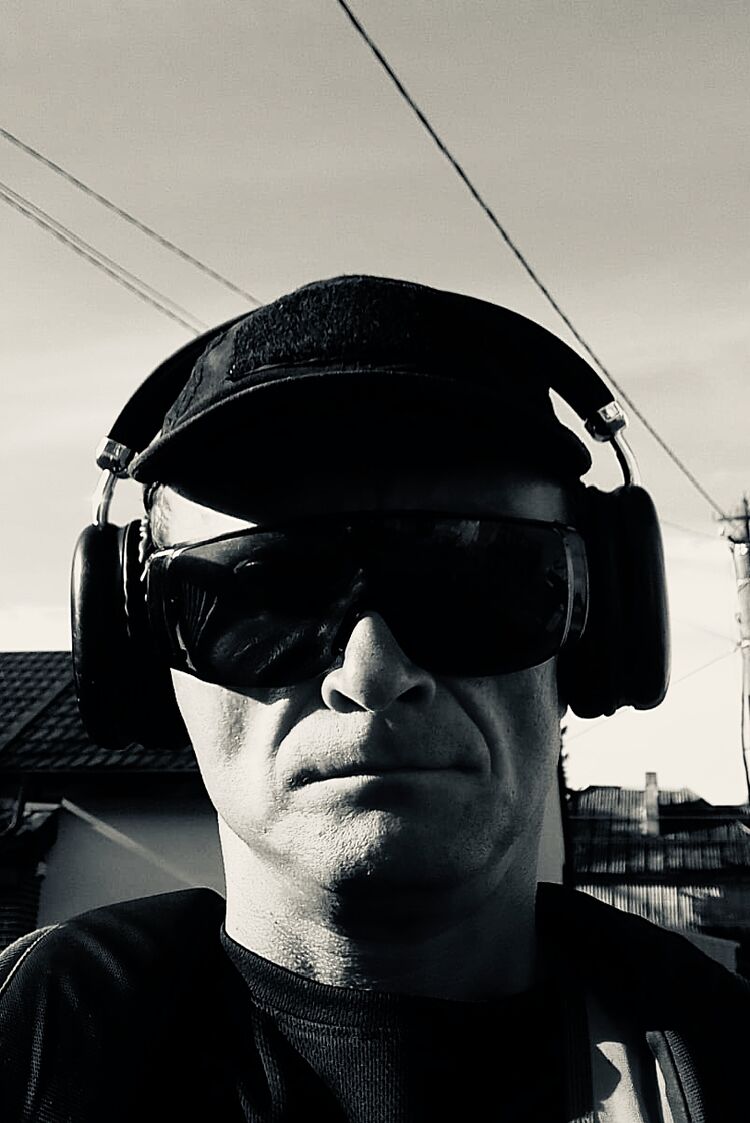  53911826  Oleg, 39 ,    