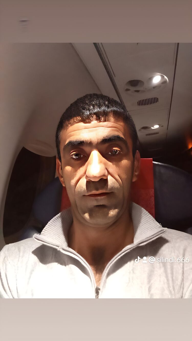  45759006  Roma, 42 ,    