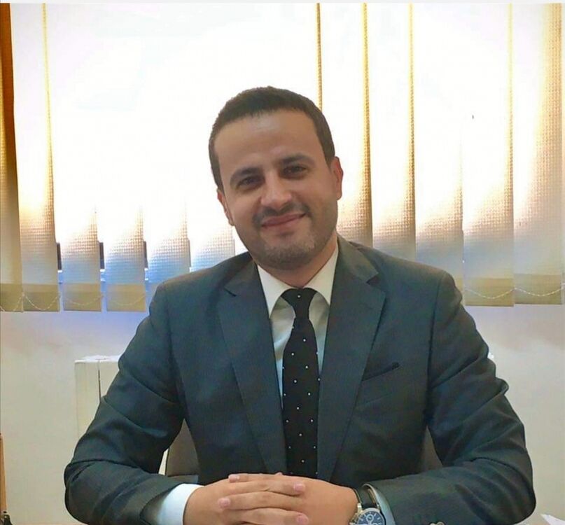  ,   Karim, 40 ,   ,   