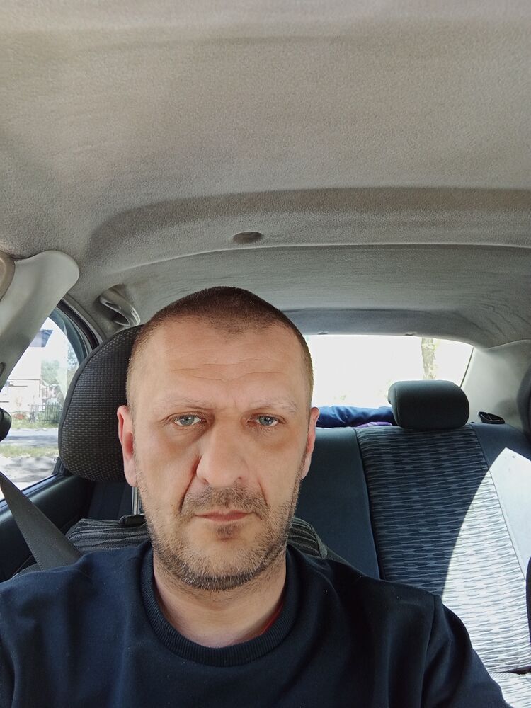  27683536  , 44 ,    