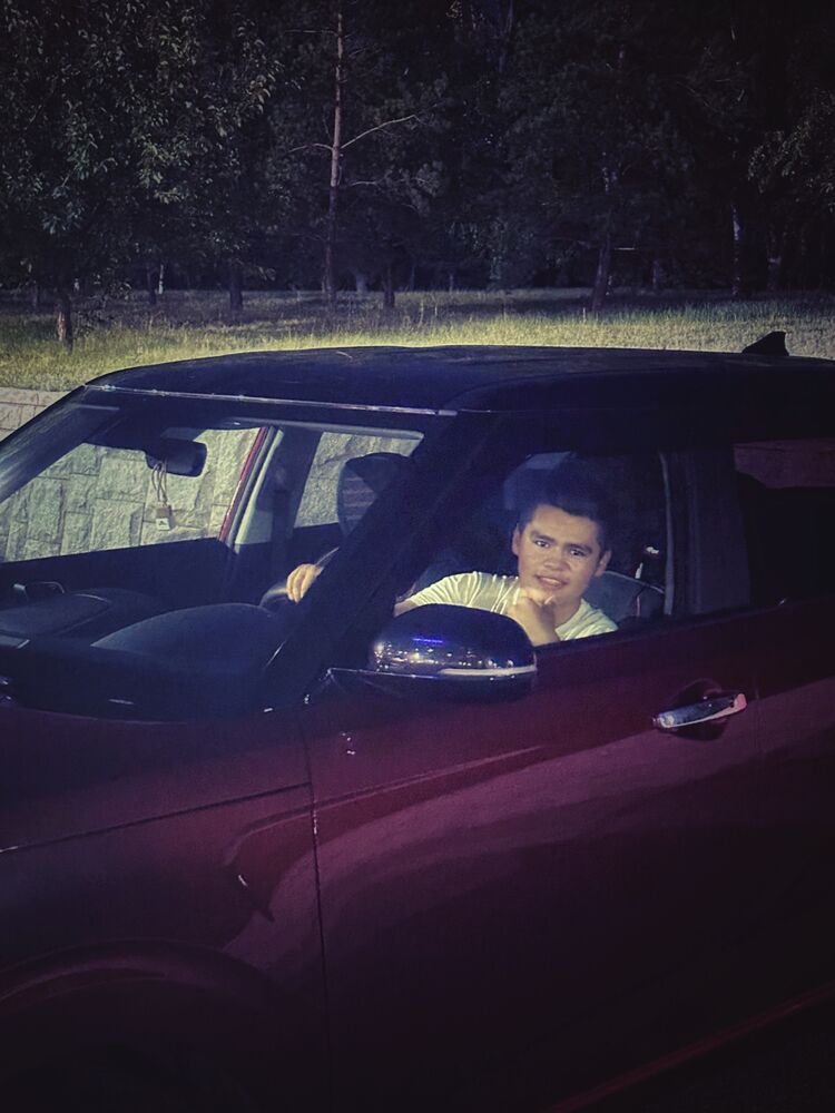  52615116  Nurgisa, 18 ,    