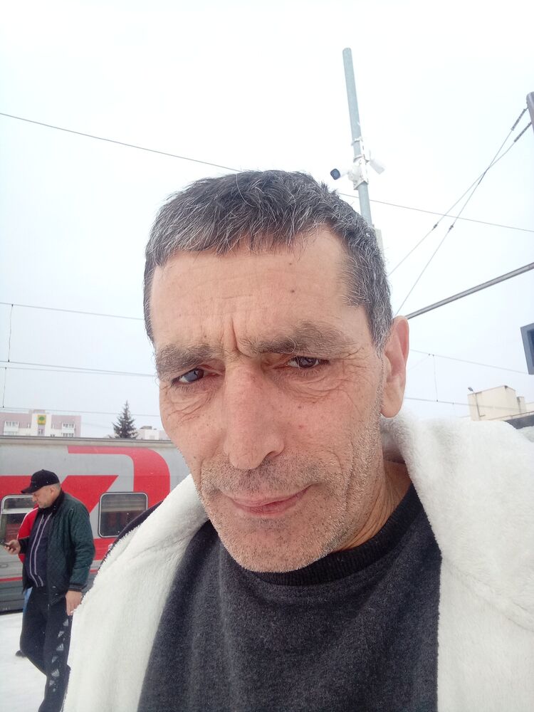  42878256  , 49 ,    