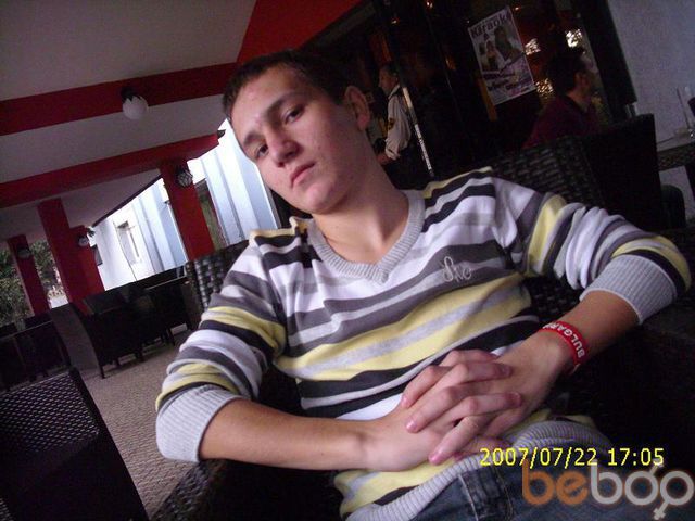  822086  Iulick, 31 ,    