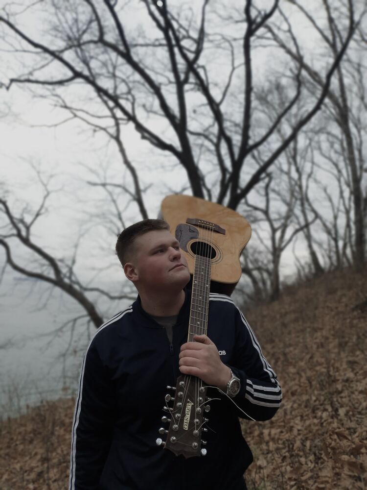  52583536  , 24 ,    -