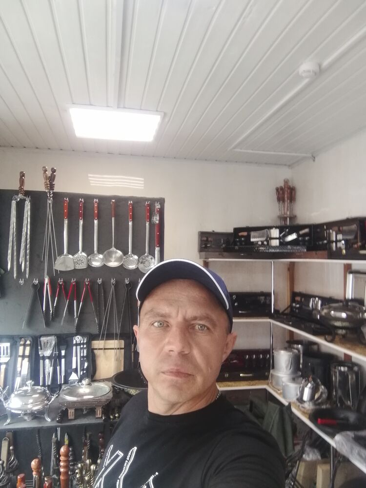  53031276  , 46 ,    