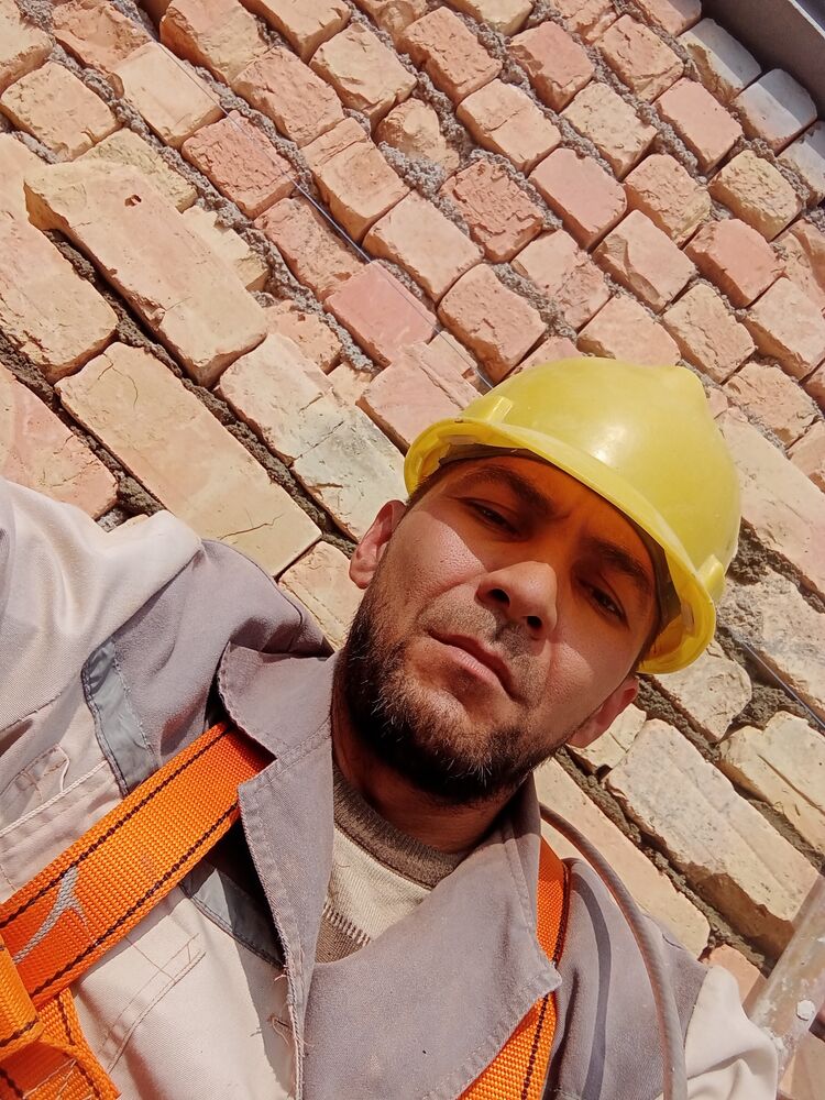  38311676  , 42 ,    