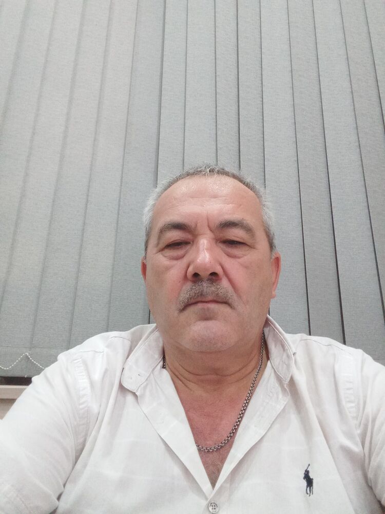  45116626  Bakhtier, 54 ,    