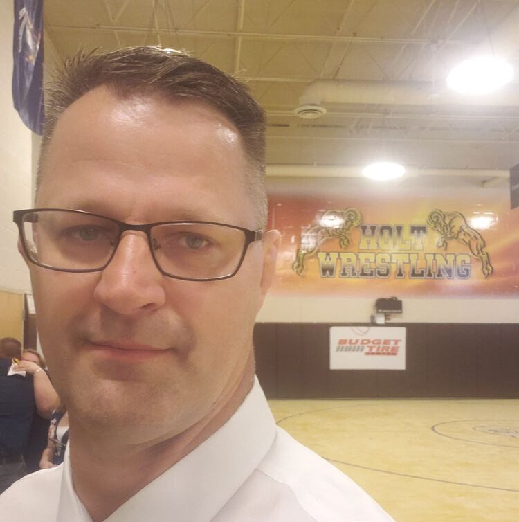  24348966  Bernt, 58 ,    