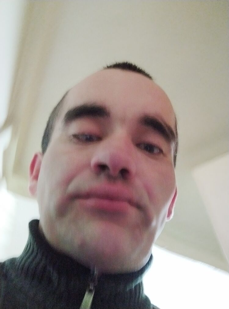  31645326  , 33 ,    
