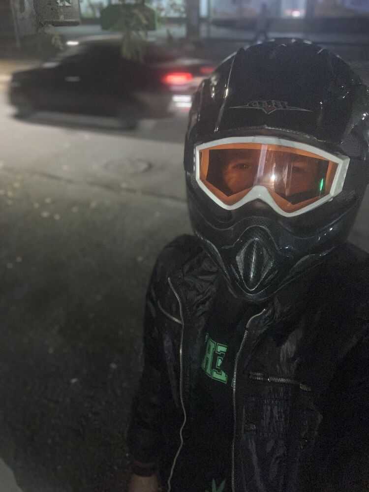  --,   , 33 ,   