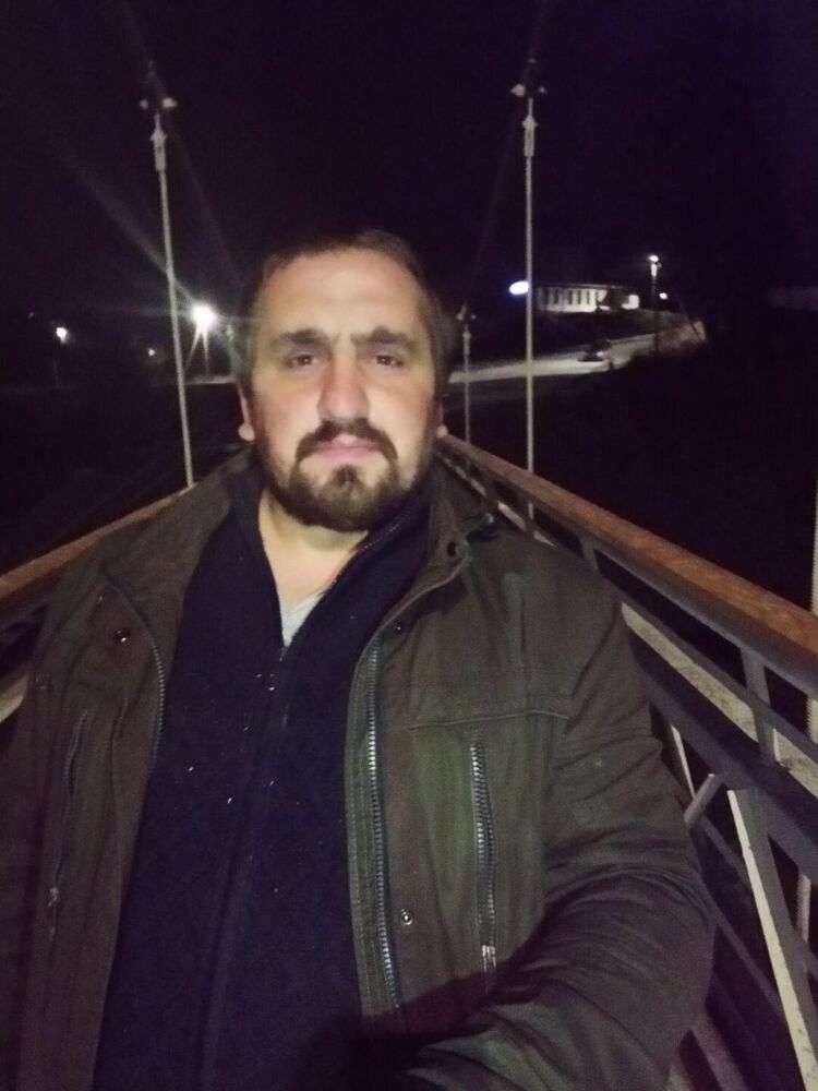  31484596  Petr, 34 ,    -