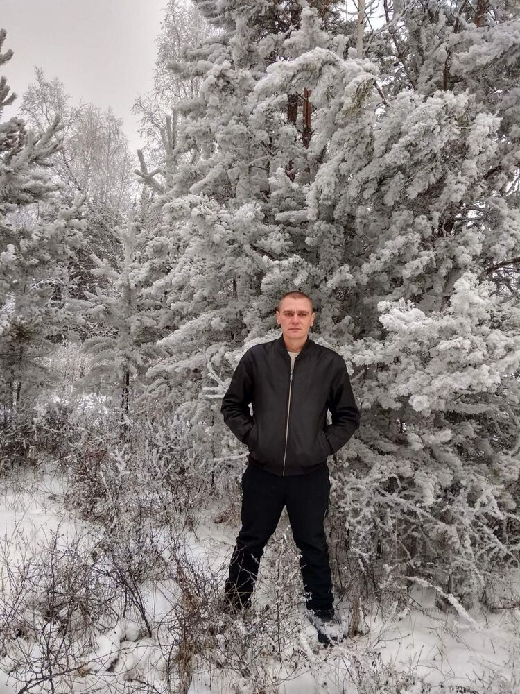  ,   Sergei, 38 ,   ,   