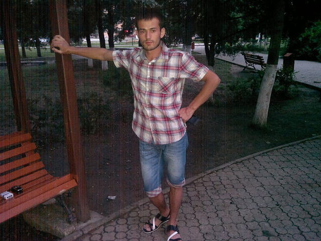  11157476  Mirzo, 34 ,    