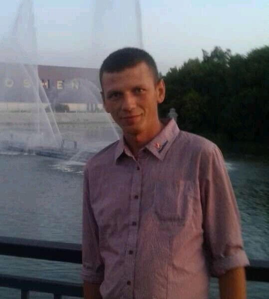  24484146  Vas, 30 ,    