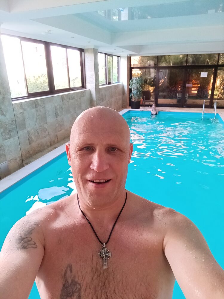  47466946  Dima, 44 ,    