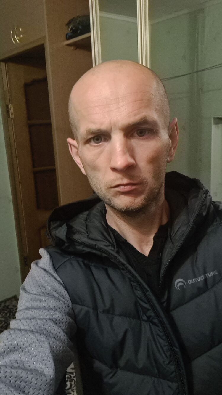  28087466  , 40 ,    