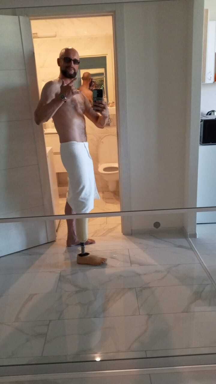  ,   Anton, 35 ,   ,   , c , 