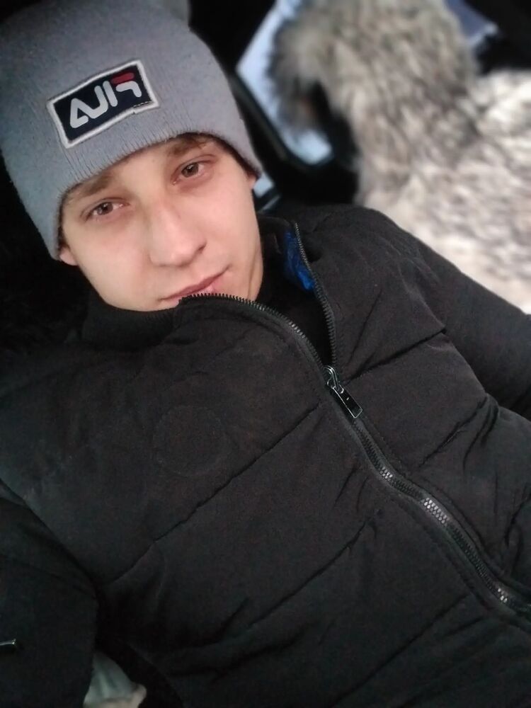  32859426  Nikolay, 26 ,    