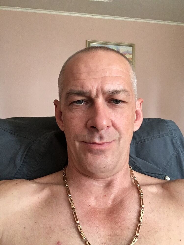  9828296  , 53 ,    