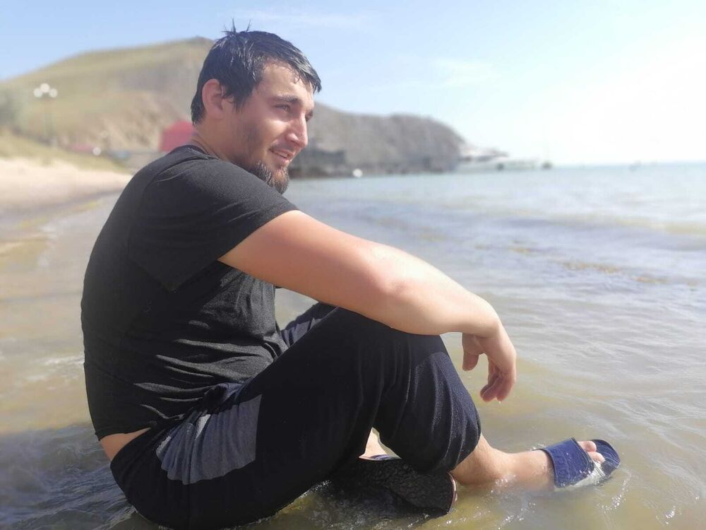  ,   Anzor, 33 ,   ,   