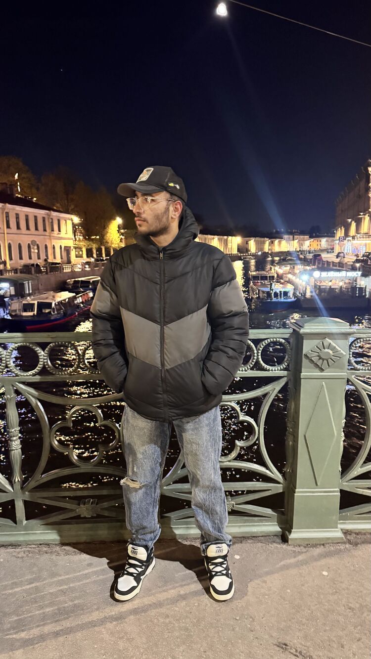  54103146  , 27 ,    -