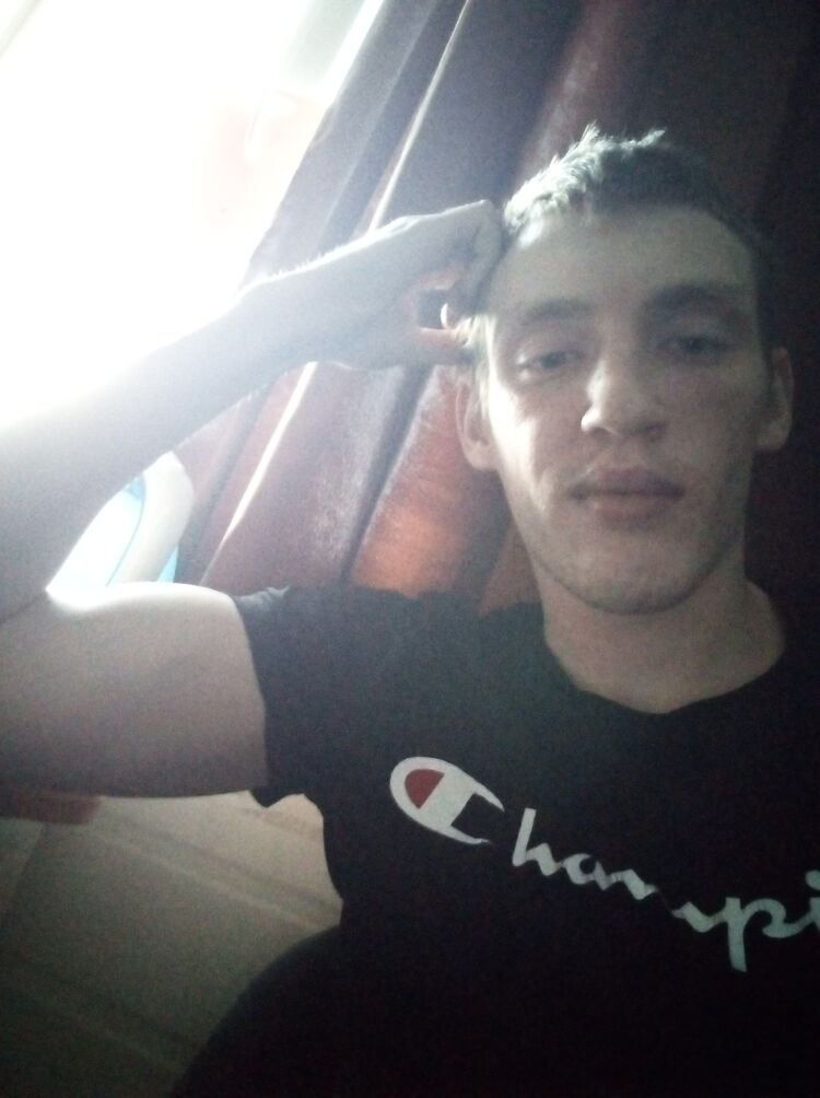  22704226  , 27 ,    