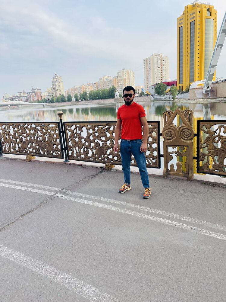  28902506  Ali, 30 ,    