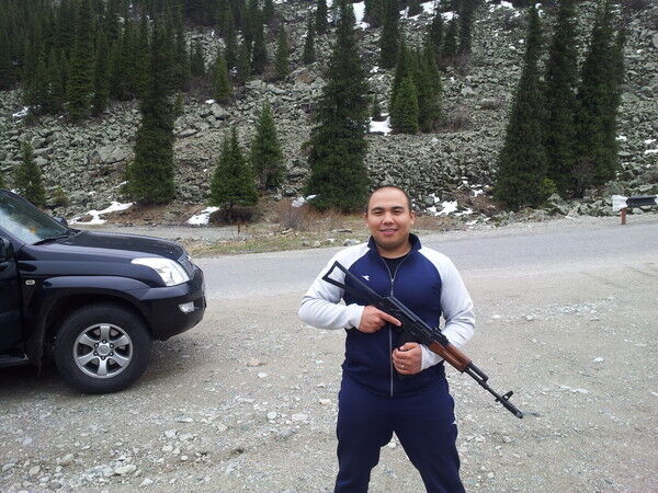  4145496  Azamat, 37 ,    