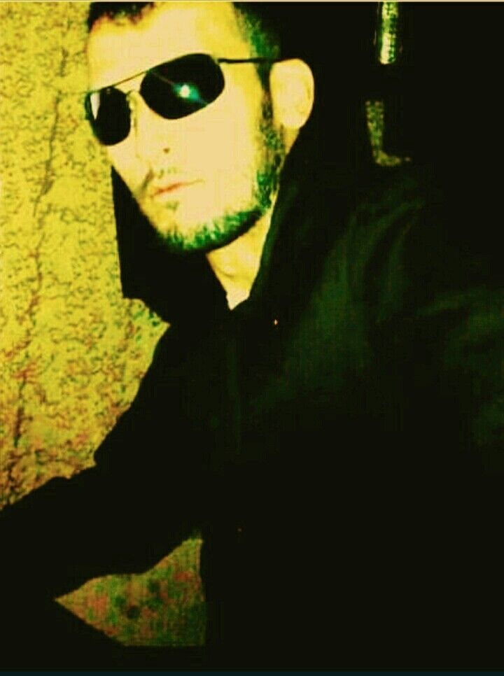  18757076  , 37 ,    