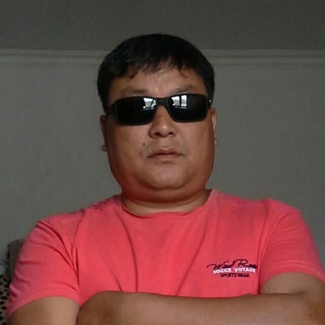  ,   Arnat, 42 ,  