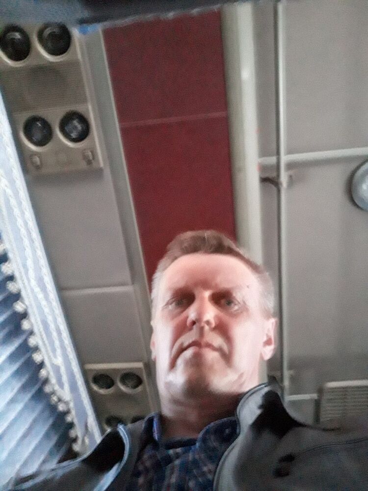  15688496  Vlad, 56 ,    