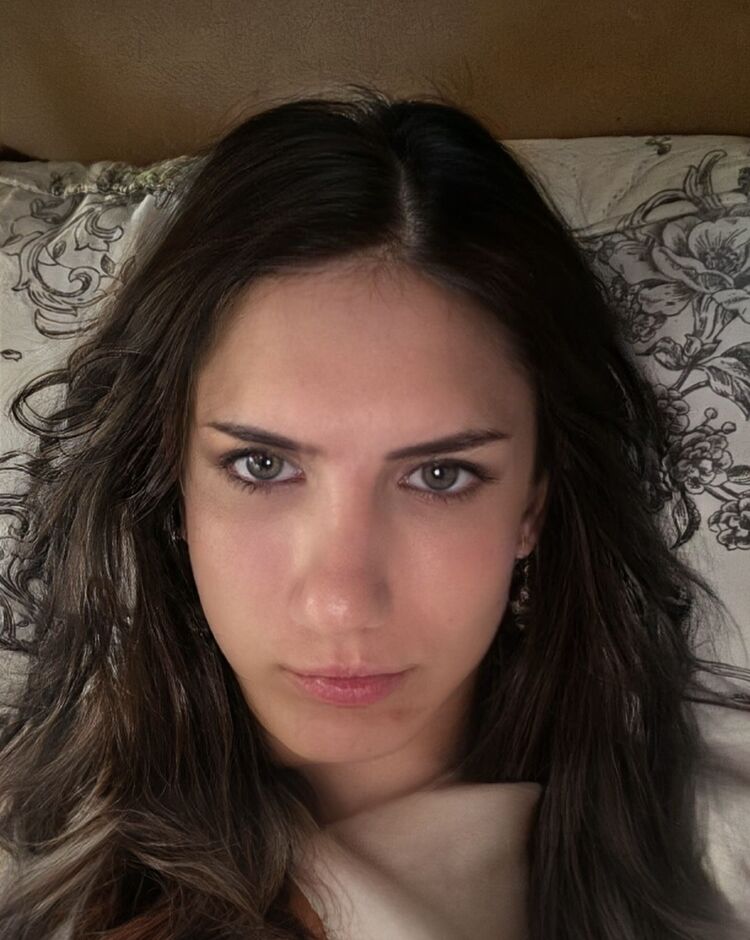  54079866  Lena, 22 ,    