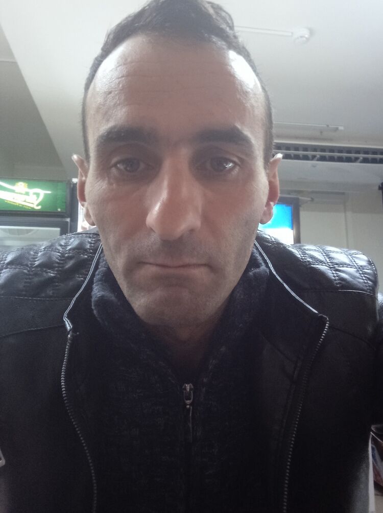  ,   Sargis, 39 ,   ,   , c , 