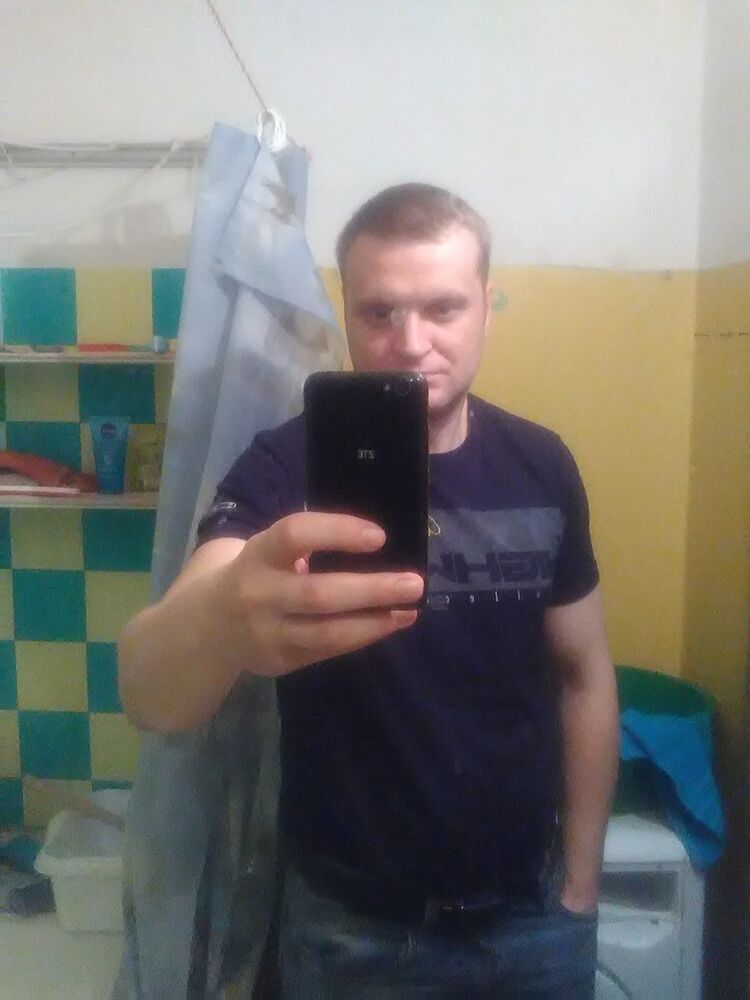  ,   Den, 43 ,   