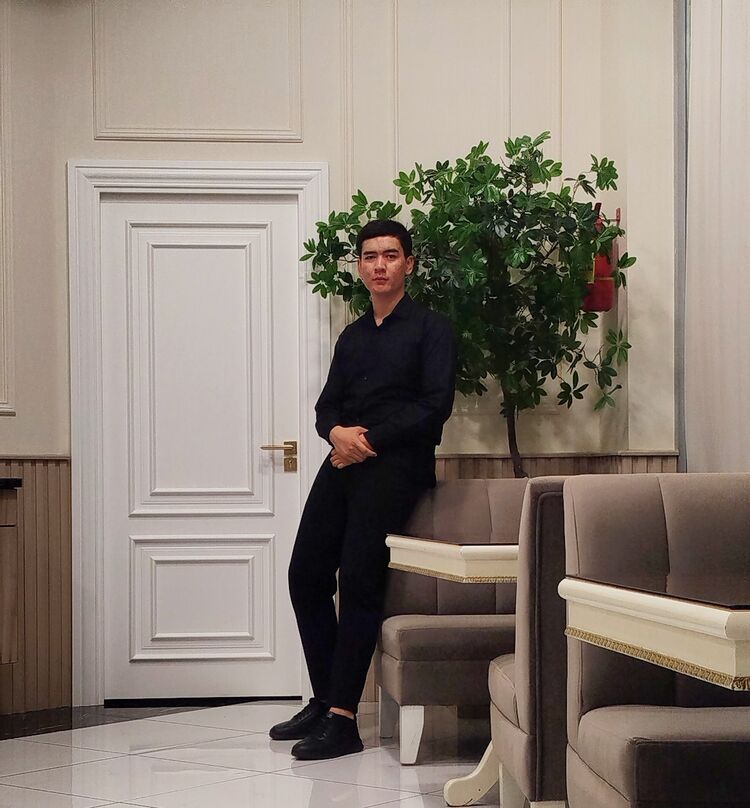  48262076  Asadbek, 20 ,    