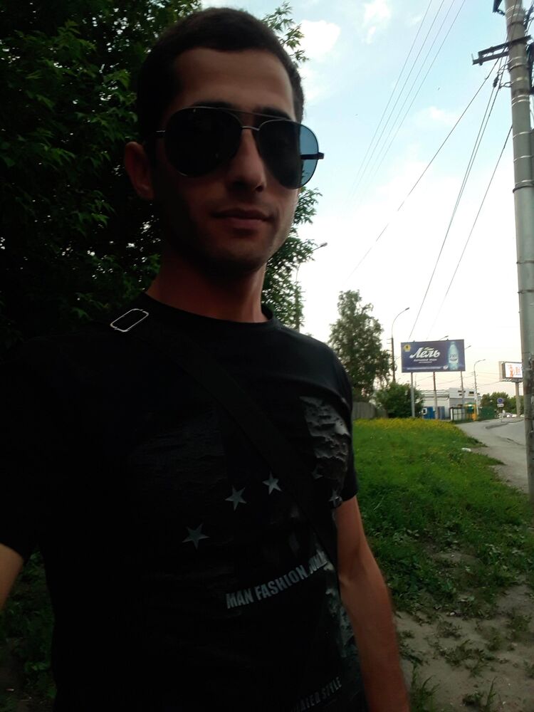  ,   Alik, 32 ,     , 