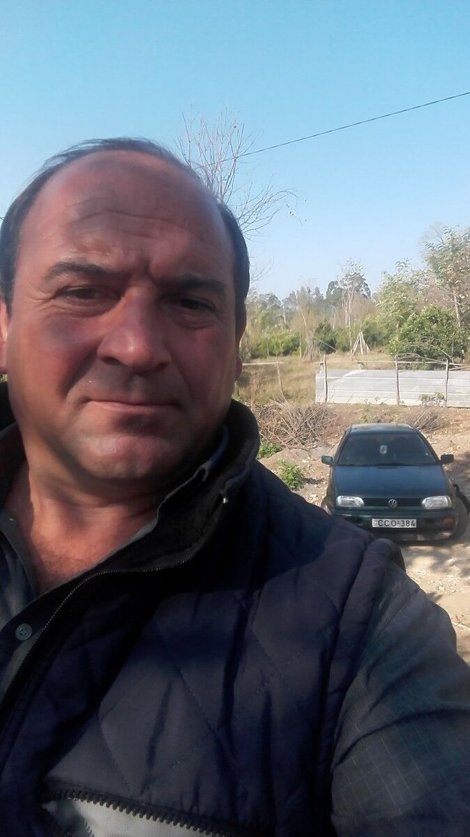  18789456  Vladimer, 49 ,    